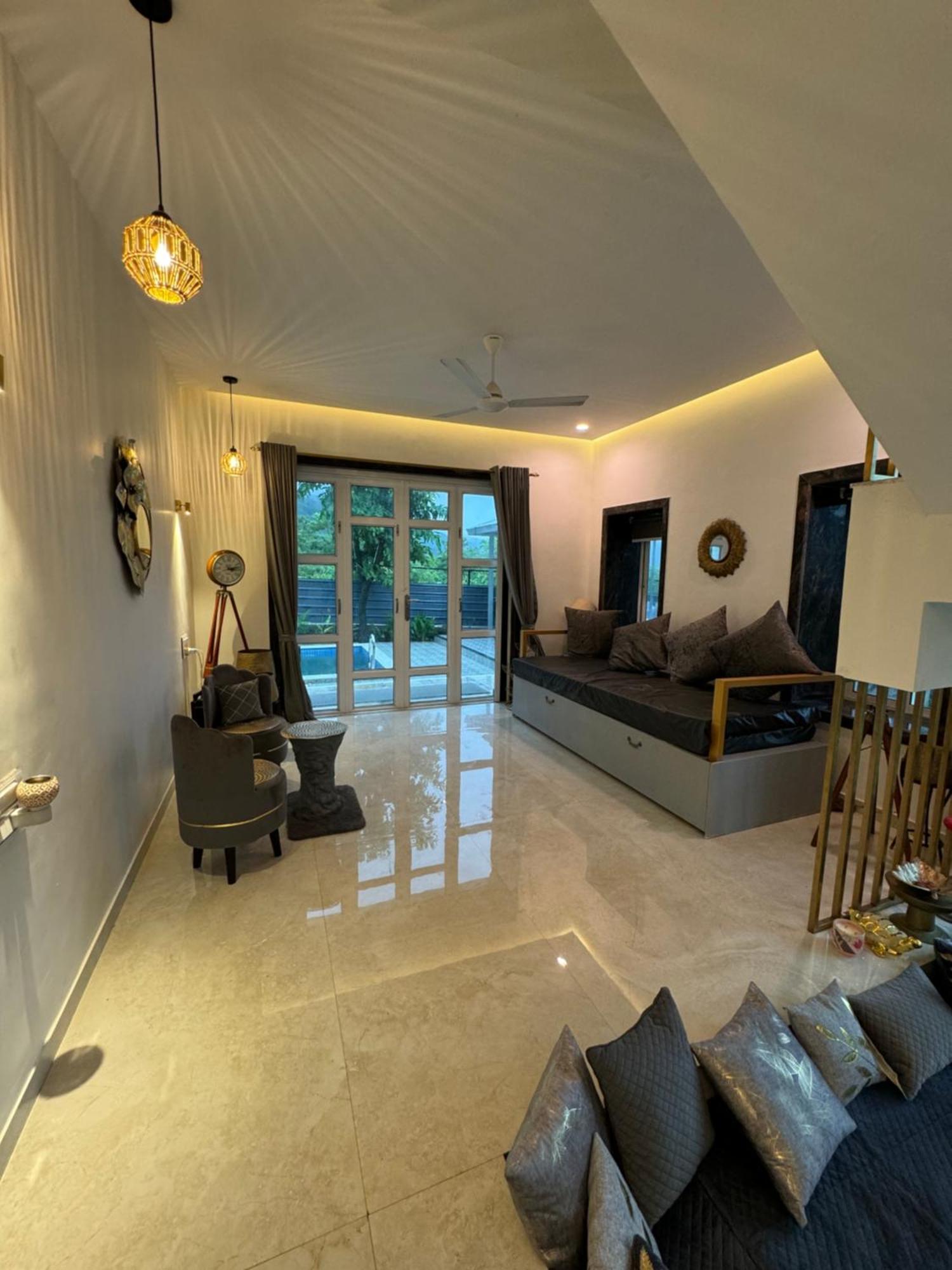 Prana Healing House Villa Poona Buitenkant foto