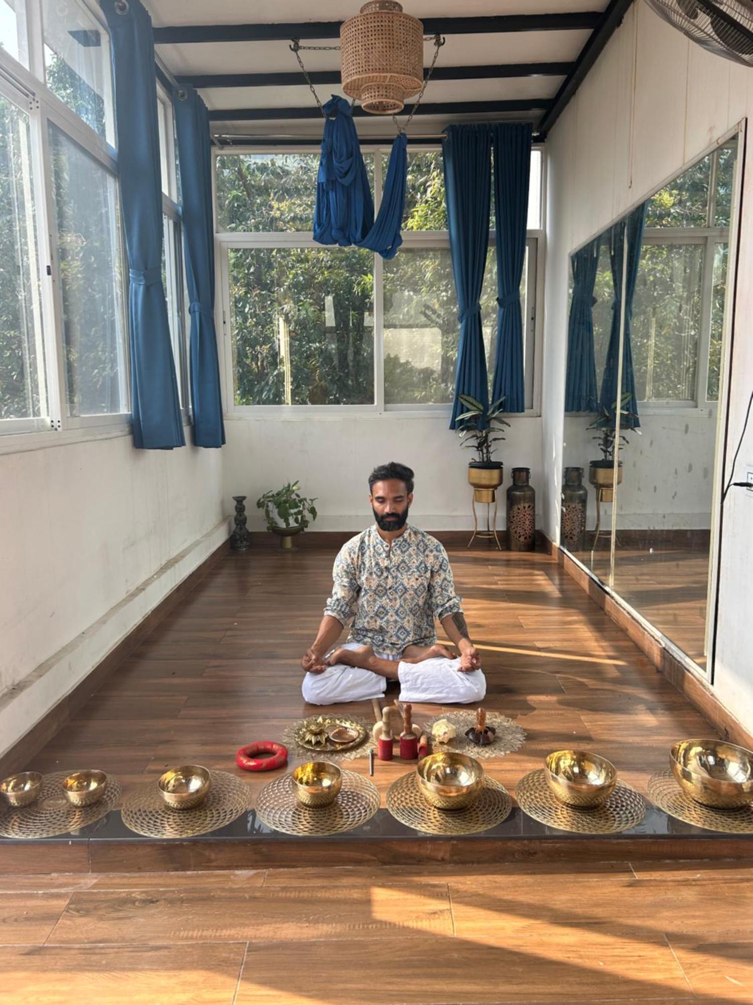 Prana Healing House Villa Poona Buitenkant foto