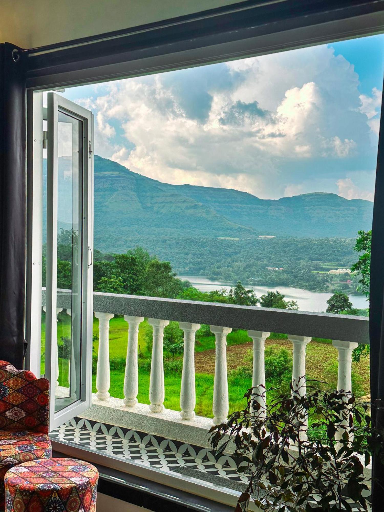 Prana Healing House Villa Poona Buitenkant foto